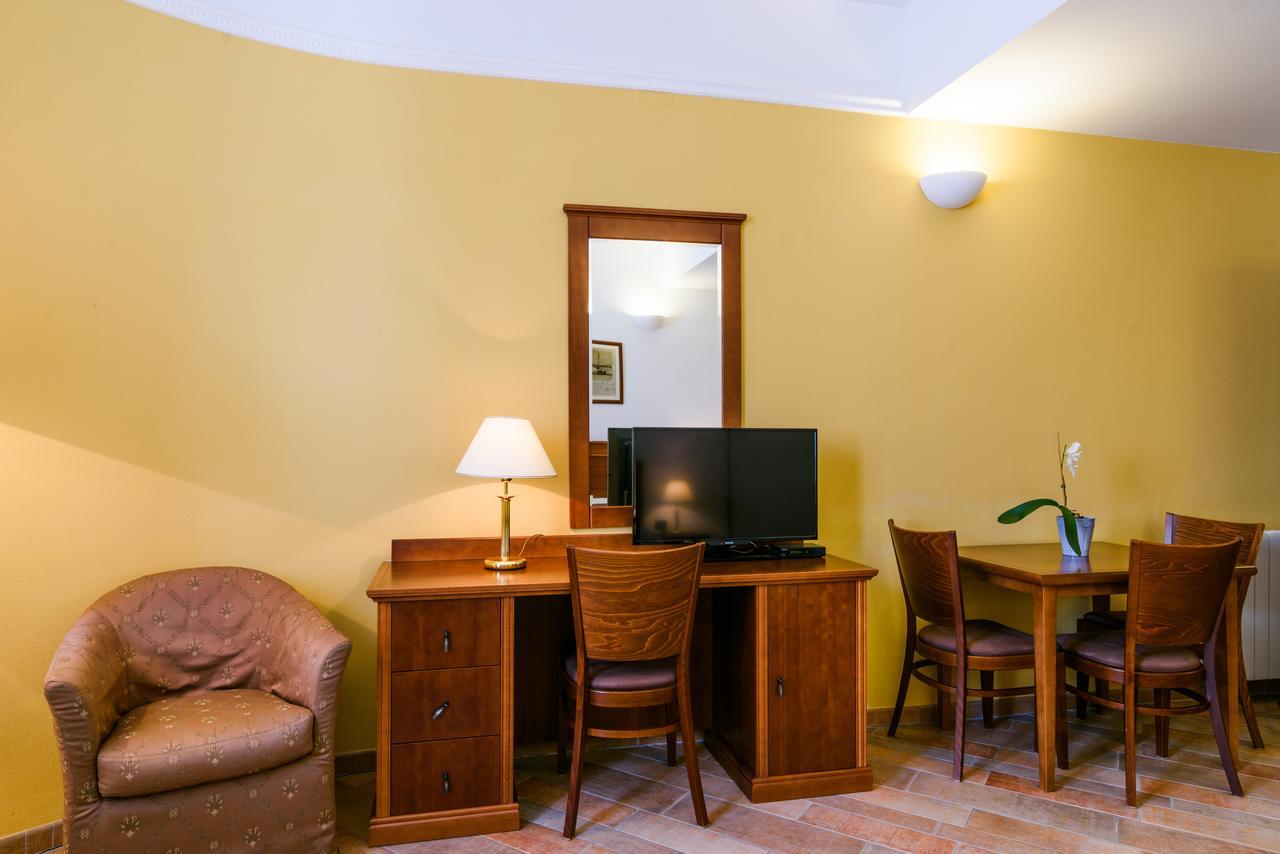 Villa Lavandula With Heated Swimming Pool Τρογκίρ Εξωτερικό φωτογραφία