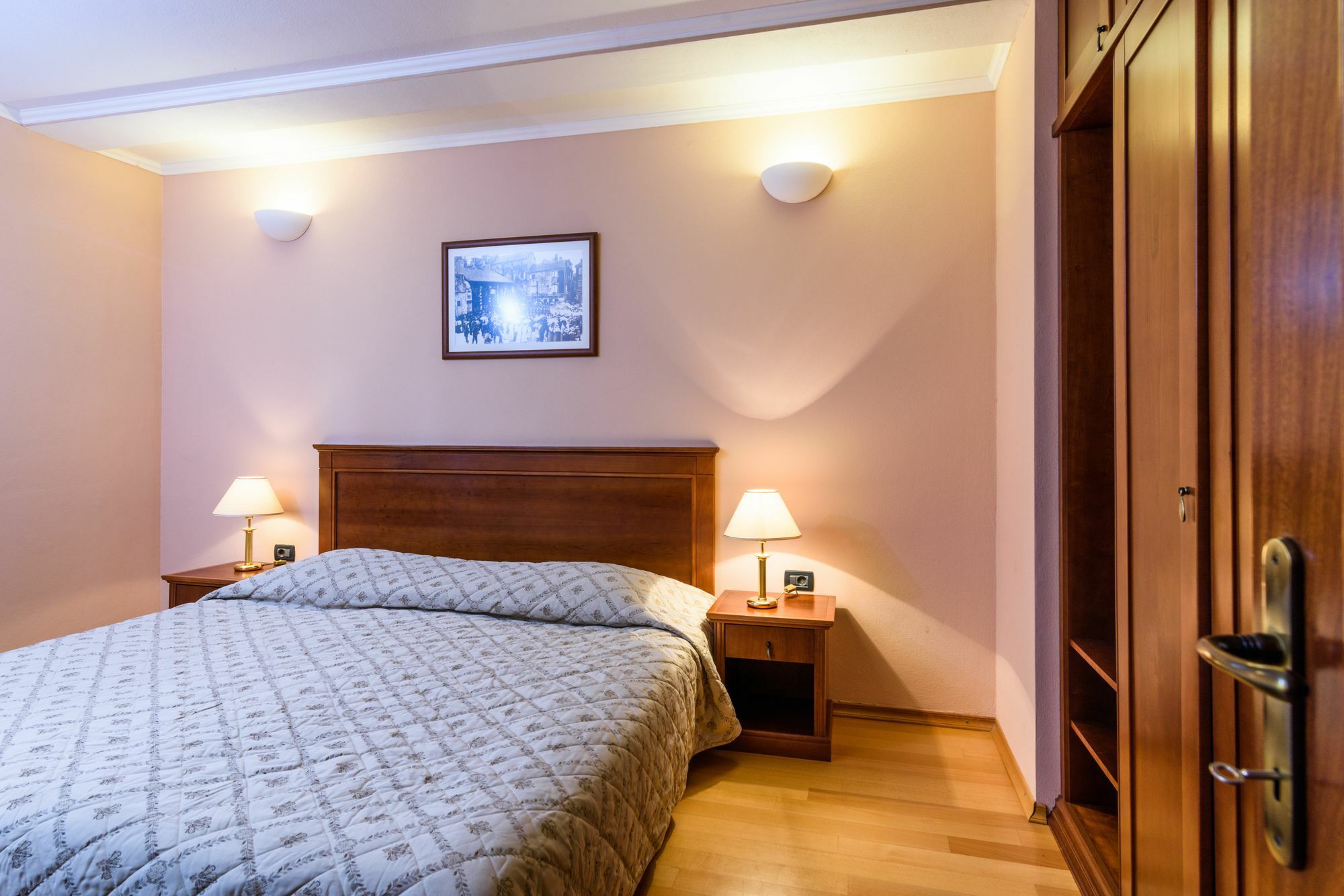 Villa Lavandula With Heated Swimming Pool Τρογκίρ Εξωτερικό φωτογραφία